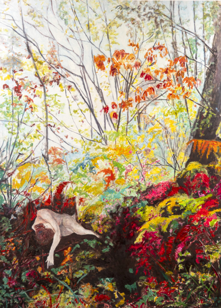 "Humus" (2025)
Huile sur toile, 150 x 90 cm
Un corps nu se love dans le sol de la forêt, pas effondré, pas mort. Rendu. Rendu à la terre, à la matière, à ce dont il est fait.
Autour de lui, la forêt d'automne explose dans toute sa générosité, rouges vifs, jaunes intenses, verts acides, roses flamboyants. Une végétation qui déborde, qui pulse, qui vit avec une intensité presque violente. Et au milieu de tout ça, ce corps pâle, silencieux, horizontal, la seule chose immobile dans ce monde en feu.
Ce contraste est le cœur de l'œuvre. La nature célèbre sa propre abondance, et l'être humain, lui, s'y abandonne. Sans résistance, sans pose, sans conscience d'être regardé. Il s'est simplement laissé rejoindre par ce à quoi il appartient.
Humus, le mot dit tout. La terre fertile, l'humilité, la matière organique dont nous sommes issus et à laquelle nous retournons. Ce n'est pas une chute, c'est un retour.
Dans une œuvre qui interroge depuis quarante ans le dialogue entre la figure humaine et la nature, cette toile pousse la question jusqu'à son terme le plus radical : et si la frontière entre le corps et la terre n'existait pas vraiment ?
